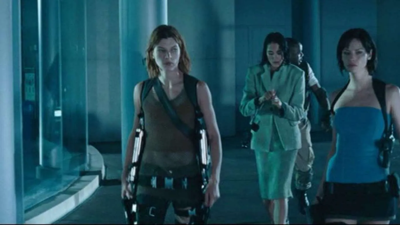 Jill Valentine meets Alice  Resident Evil 2: Apocalypse [Open Matte] 